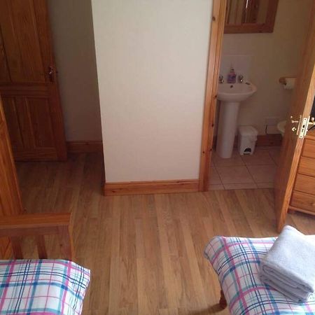 Tara House Bed and Breakfast Ballycastle Εξωτερικό φωτογραφία