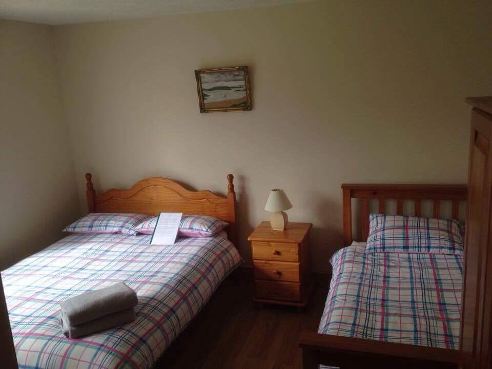 Tara House Bed and Breakfast Ballycastle Εξωτερικό φωτογραφία